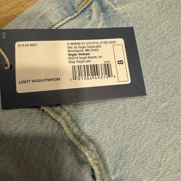 Universal Thread Straight Jeans - Picture 6 of 6